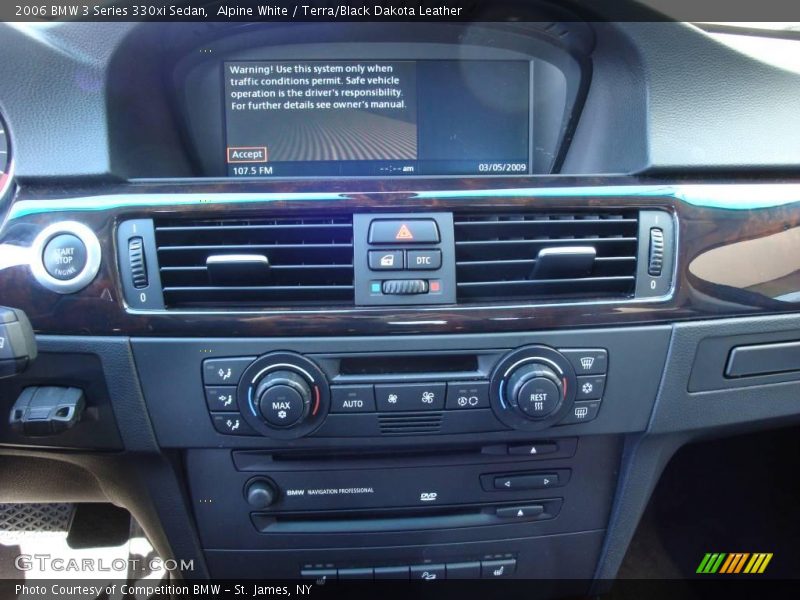 Alpine White / Terra/Black Dakota Leather 2006 BMW 3 Series 330xi Sedan