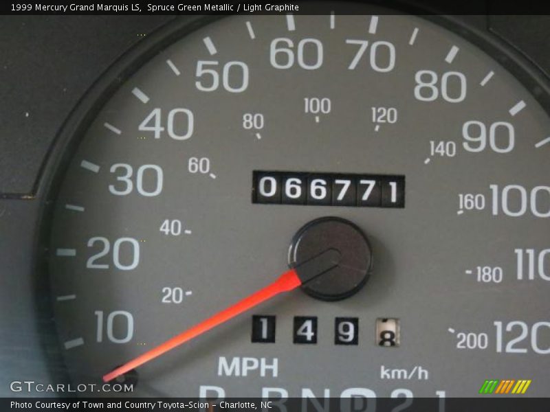 Spruce Green Metallic / Light Graphite 1999 Mercury Grand Marquis LS