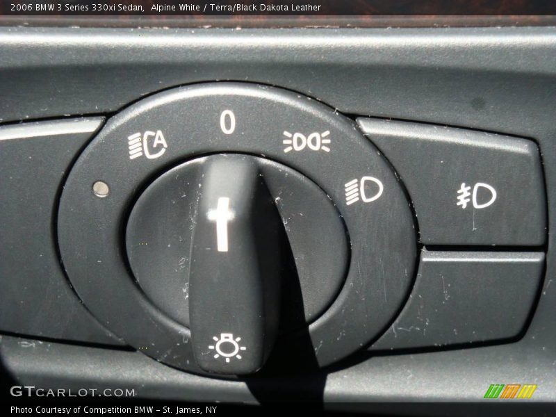 Alpine White / Terra/Black Dakota Leather 2006 BMW 3 Series 330xi Sedan