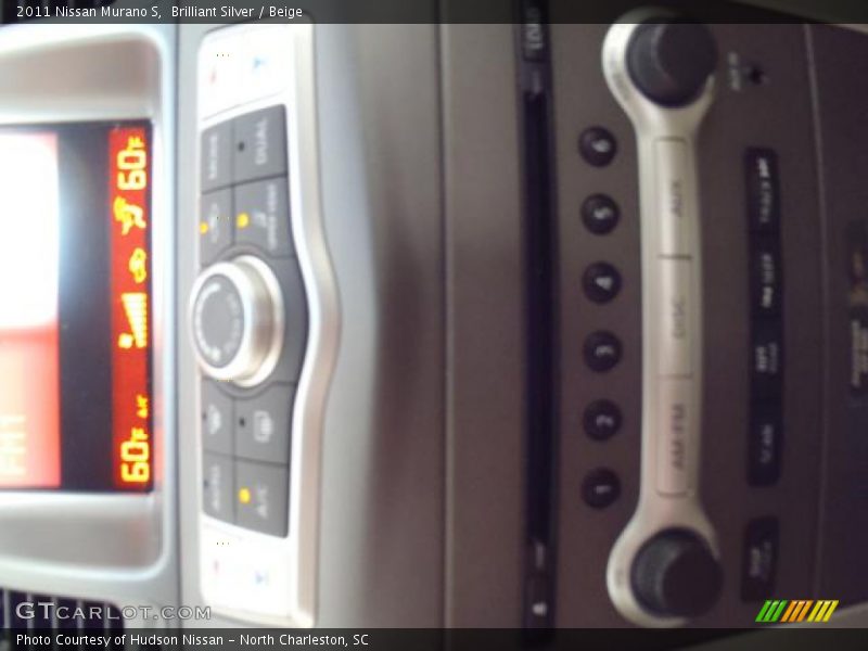 Brilliant Silver / Beige 2011 Nissan Murano S