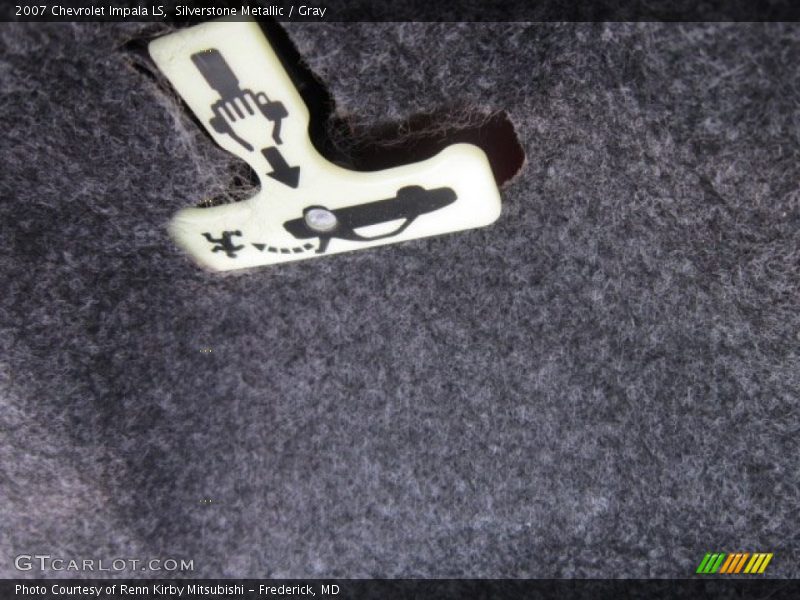 Silverstone Metallic / Gray 2007 Chevrolet Impala LS