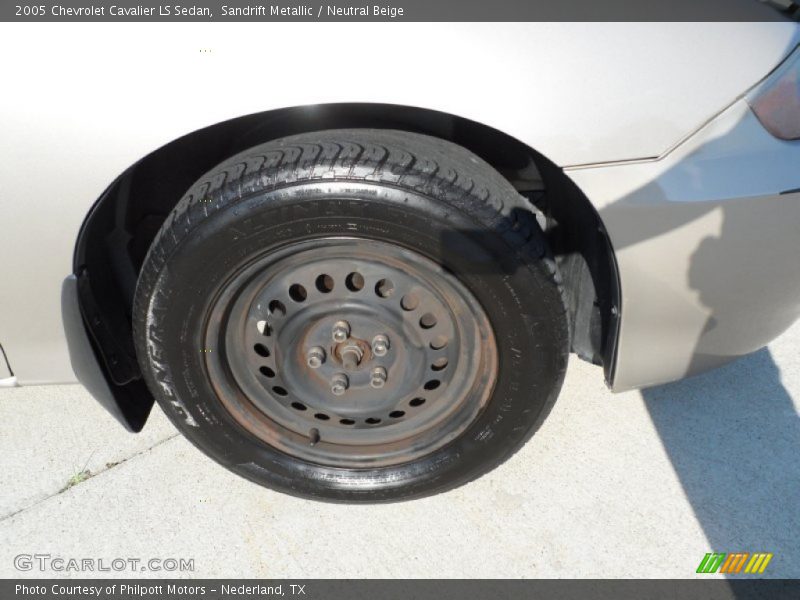 Sandrift Metallic / Neutral Beige 2005 Chevrolet Cavalier LS Sedan