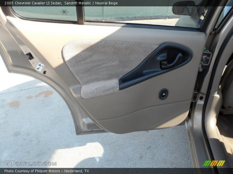 Sandrift Metallic / Neutral Beige 2005 Chevrolet Cavalier LS Sedan