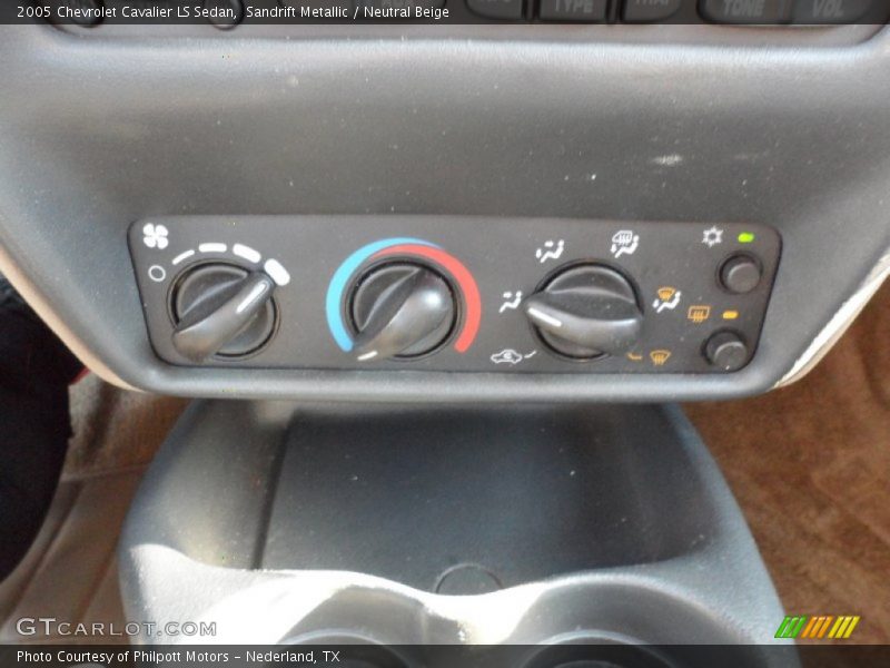 Sandrift Metallic / Neutral Beige 2005 Chevrolet Cavalier LS Sedan