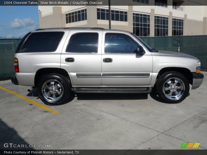 Silver Birch Metallic / Gray/Dark Charcoal 2004 Chevrolet Tahoe