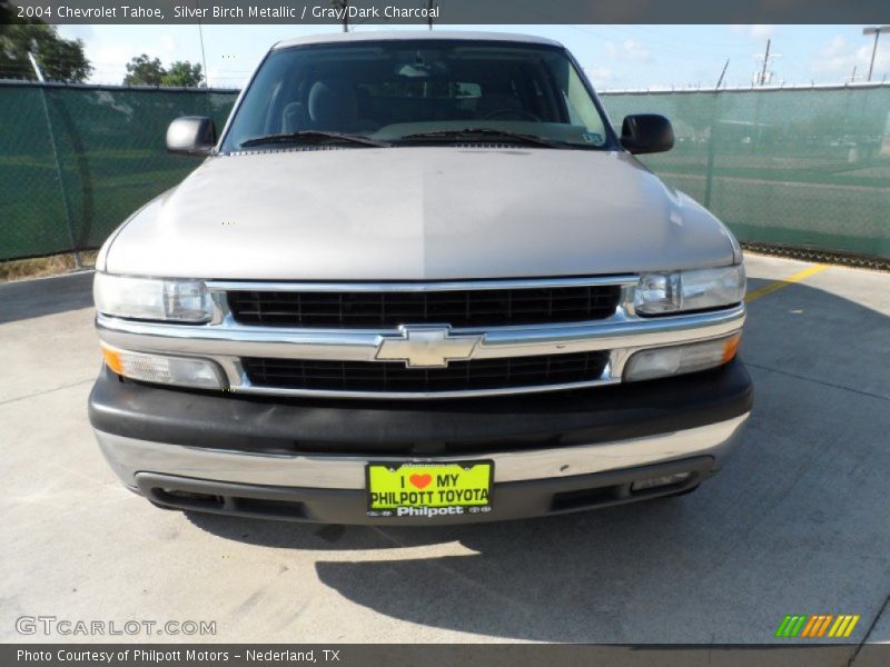 Silver Birch Metallic / Gray/Dark Charcoal 2004 Chevrolet Tahoe