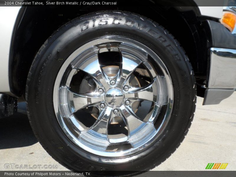 Silver Birch Metallic / Gray/Dark Charcoal 2004 Chevrolet Tahoe