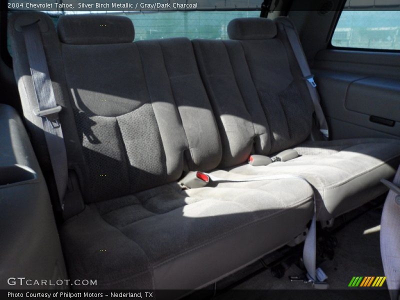 Silver Birch Metallic / Gray/Dark Charcoal 2004 Chevrolet Tahoe
