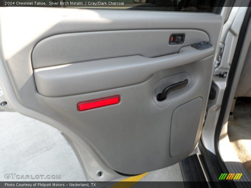 Silver Birch Metallic / Gray/Dark Charcoal 2004 Chevrolet Tahoe