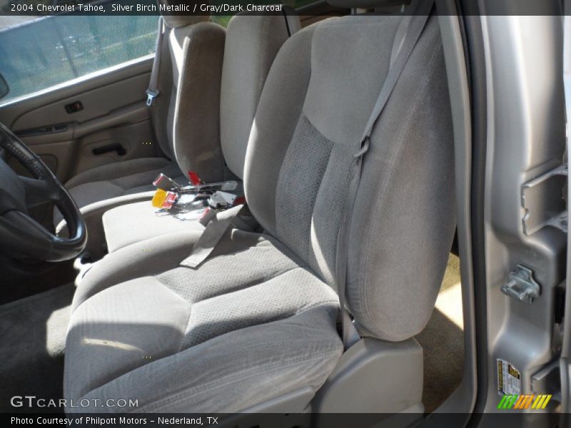 Silver Birch Metallic / Gray/Dark Charcoal 2004 Chevrolet Tahoe