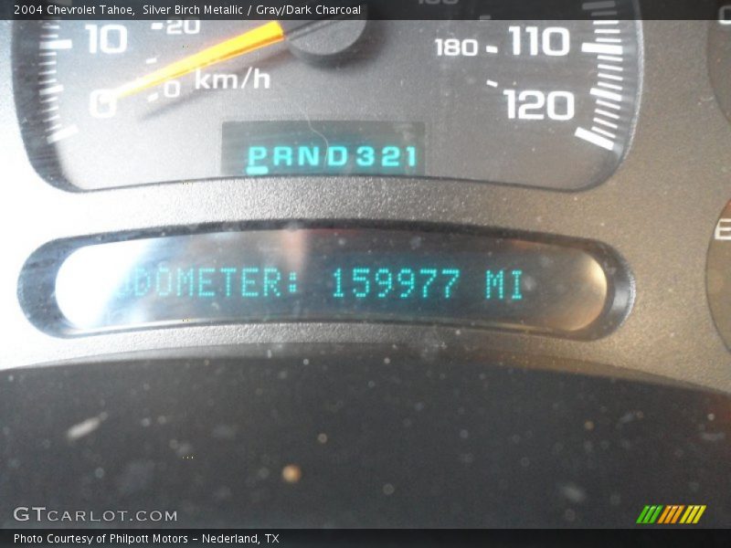 Silver Birch Metallic / Gray/Dark Charcoal 2004 Chevrolet Tahoe