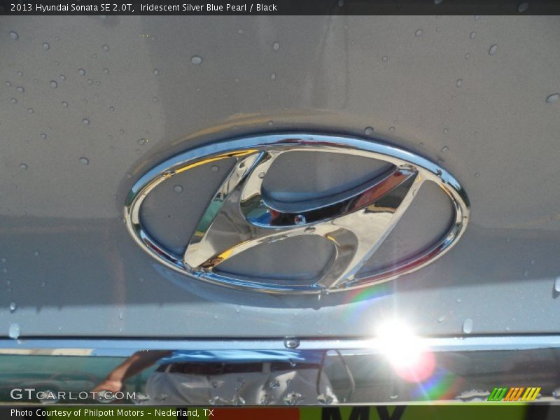 Iridescent Silver Blue Pearl / Black 2013 Hyundai Sonata SE 2.0T