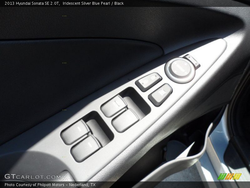 Iridescent Silver Blue Pearl / Black 2013 Hyundai Sonata SE 2.0T