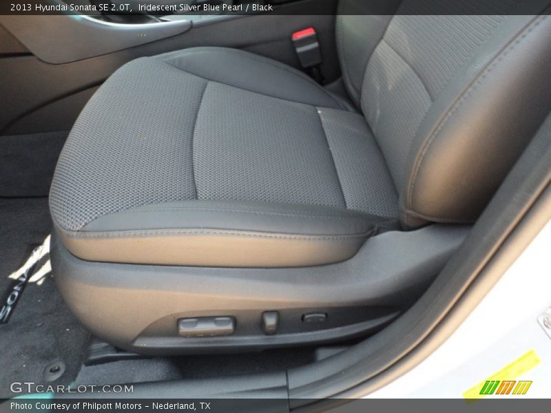 Iridescent Silver Blue Pearl / Black 2013 Hyundai Sonata SE 2.0T