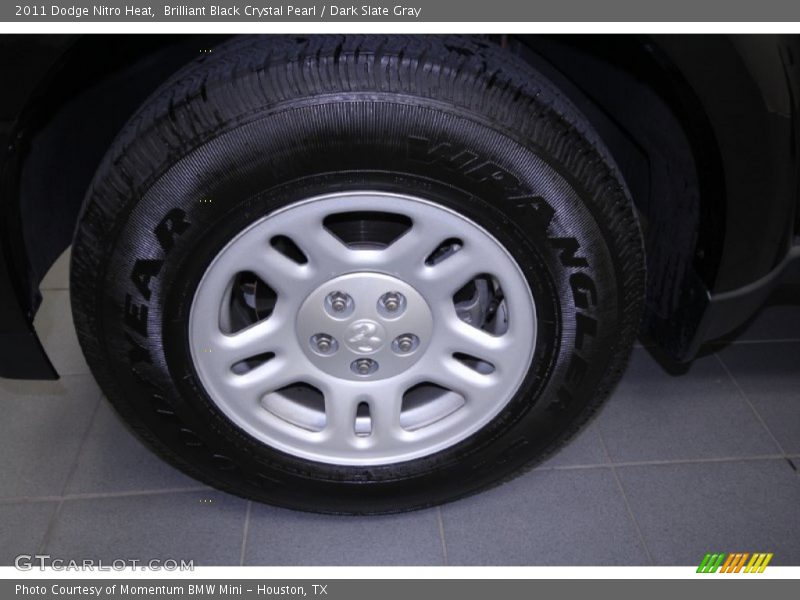 Brilliant Black Crystal Pearl / Dark Slate Gray 2011 Dodge Nitro Heat