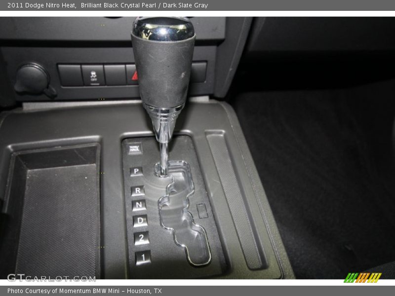 Brilliant Black Crystal Pearl / Dark Slate Gray 2011 Dodge Nitro Heat