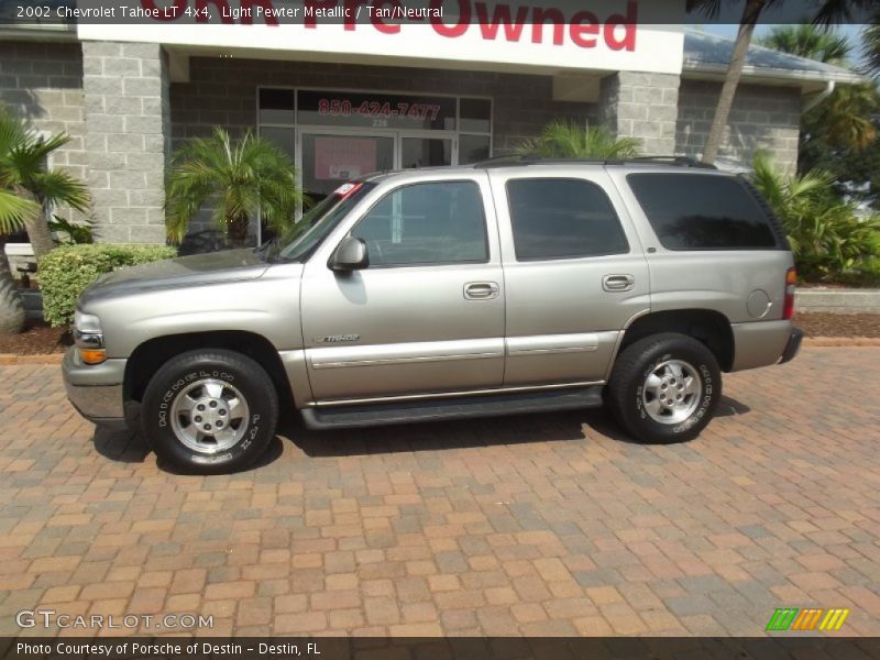 Light Pewter Metallic / Tan/Neutral 2002 Chevrolet Tahoe LT 4x4