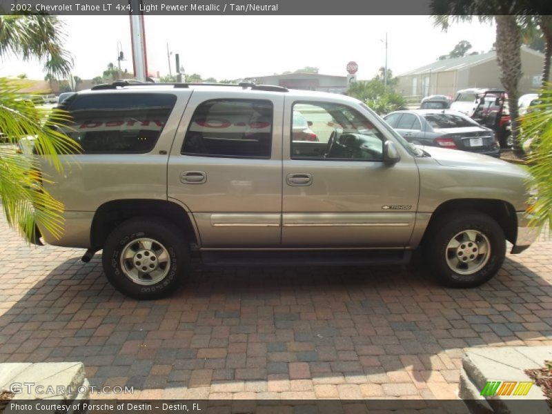 Light Pewter Metallic / Tan/Neutral 2002 Chevrolet Tahoe LT 4x4