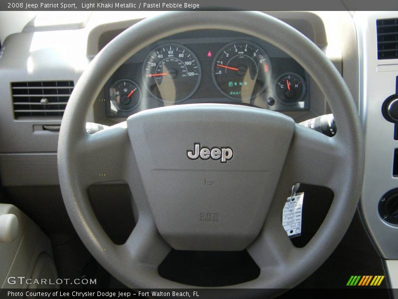 Light Khaki Metallic / Pastel Pebble Beige 2008 Jeep Patriot Sport