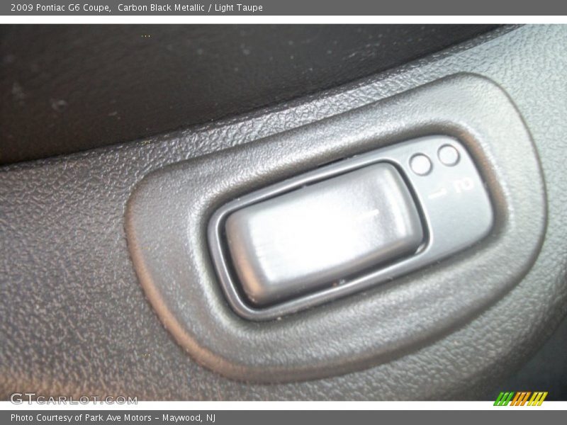 Carbon Black Metallic / Light Taupe 2009 Pontiac G6 Coupe