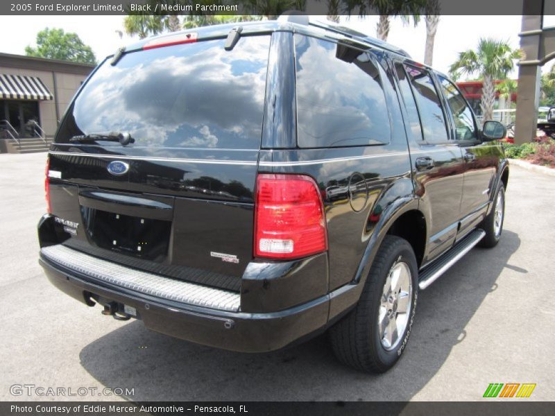 Black / Medium Parchment 2005 Ford Explorer Limited