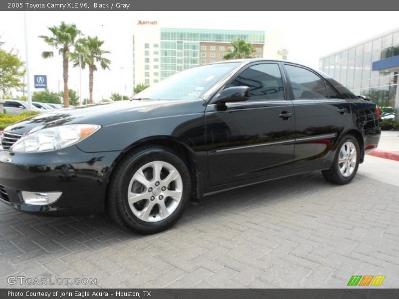 Black / Gray 2005 Toyota Camry XLE V6