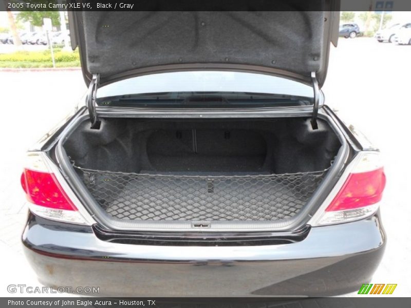 Black / Gray 2005 Toyota Camry XLE V6
