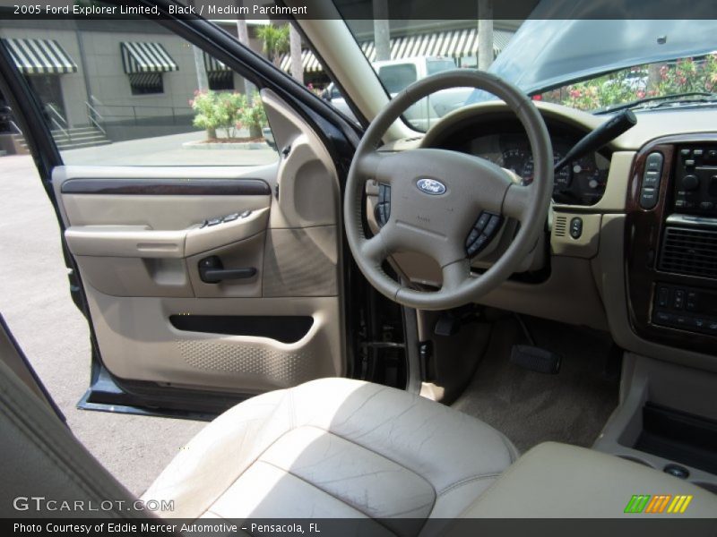 Black / Medium Parchment 2005 Ford Explorer Limited