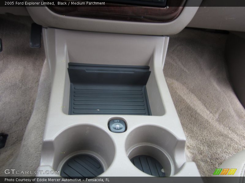 Black / Medium Parchment 2005 Ford Explorer Limited
