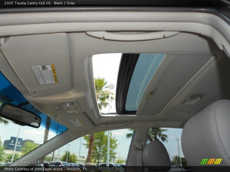 Black / Gray 2005 Toyota Camry XLE V6