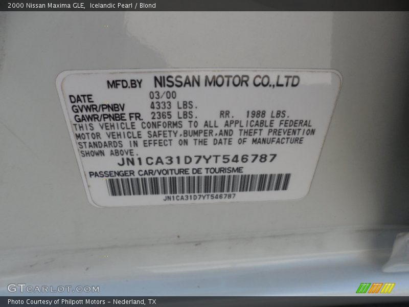 Icelandic Pearl / Blond 2000 Nissan Maxima GLE