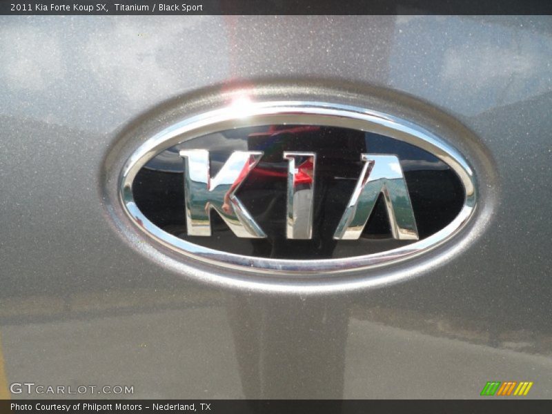 Titanium / Black Sport 2011 Kia Forte Koup SX