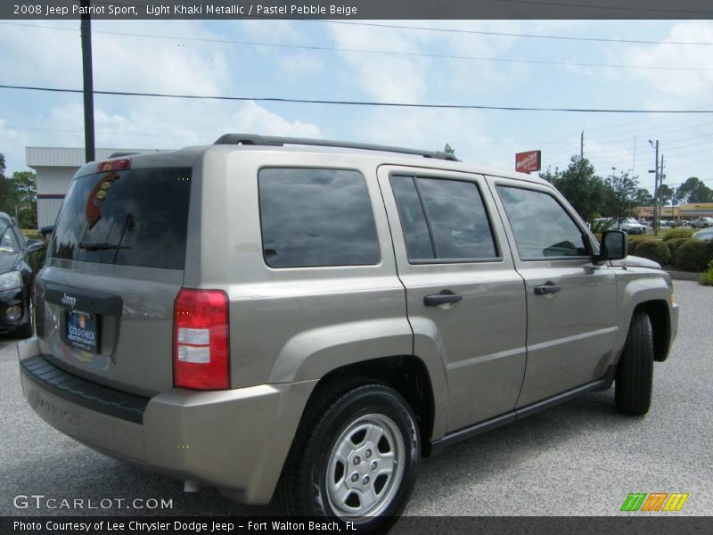 Light Khaki Metallic / Pastel Pebble Beige 2008 Jeep Patriot Sport