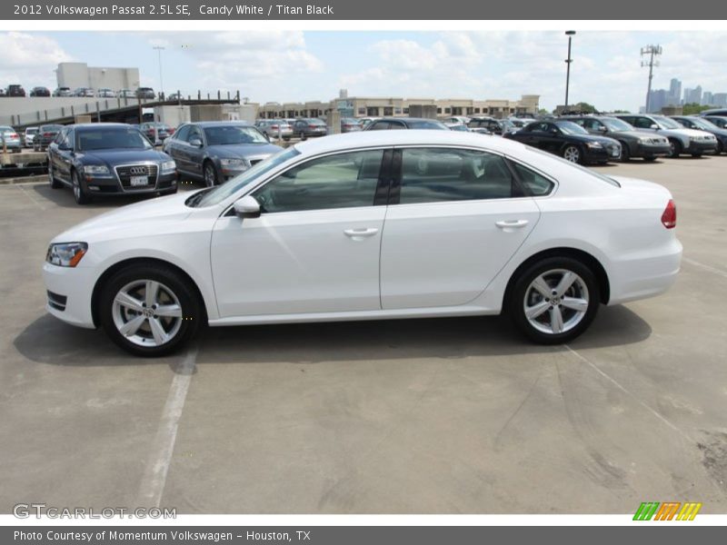 Candy White / Titan Black 2012 Volkswagen Passat 2.5L SE