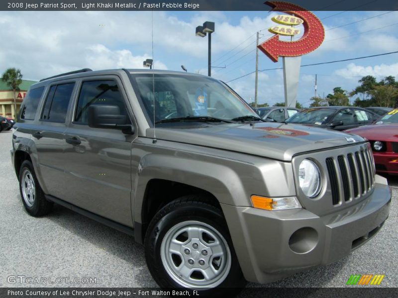 Light Khaki Metallic / Pastel Pebble Beige 2008 Jeep Patriot Sport