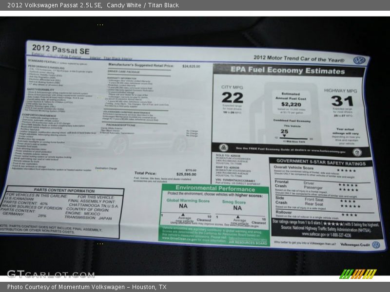 Candy White / Titan Black 2012 Volkswagen Passat 2.5L SE