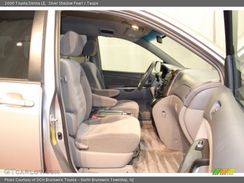 Silver Shadow Pearl / Taupe 2006 Toyota Sienna LE