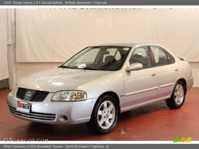 Brilliant Aluminum / Charcoal 2005 Nissan Sentra 1.8 S Special Edition