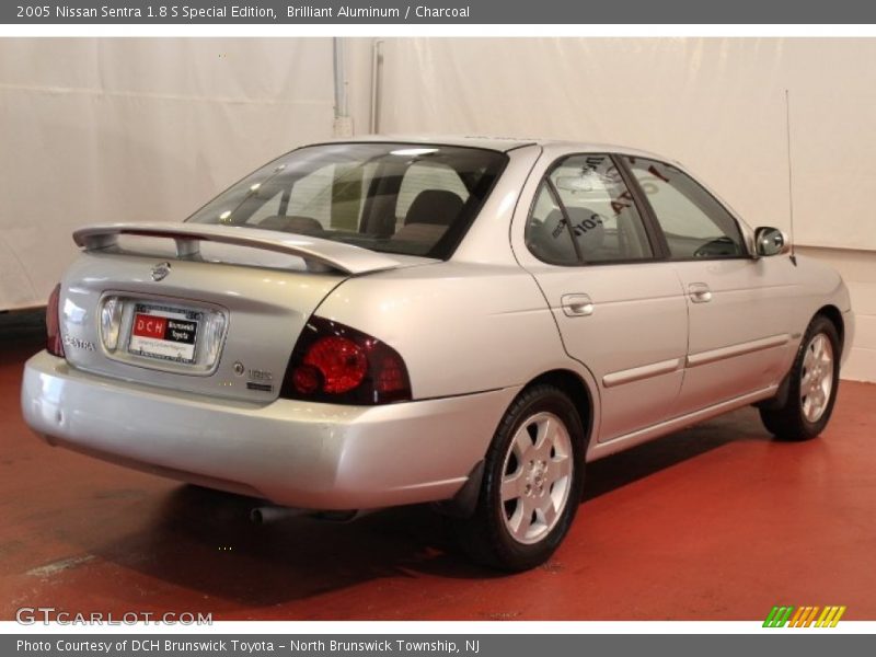 Brilliant Aluminum / Charcoal 2005 Nissan Sentra 1.8 S Special Edition