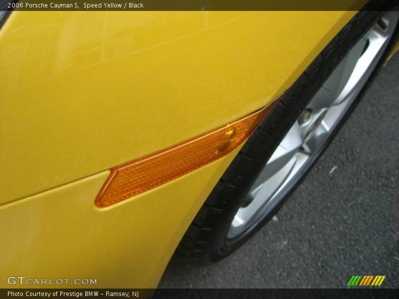 Speed Yellow / Black 2006 Porsche Cayman S