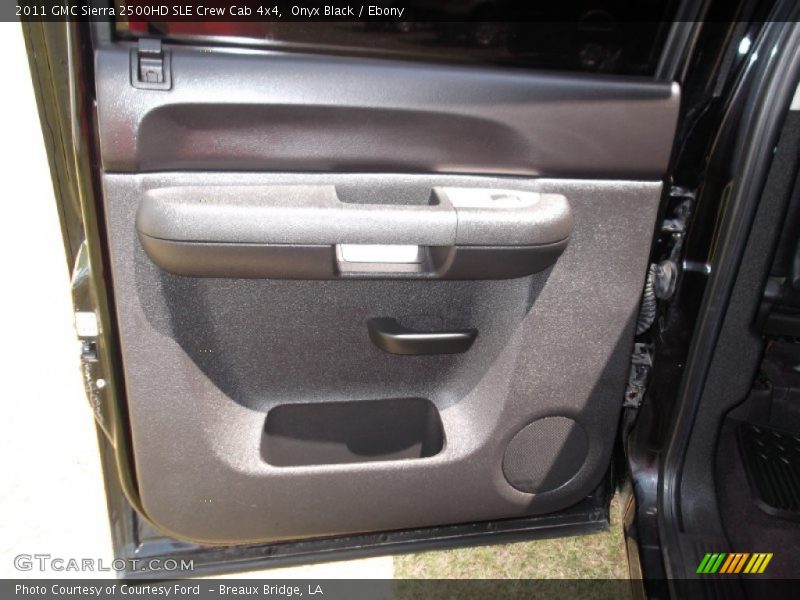 Onyx Black / Ebony 2011 GMC Sierra 2500HD SLE Crew Cab 4x4