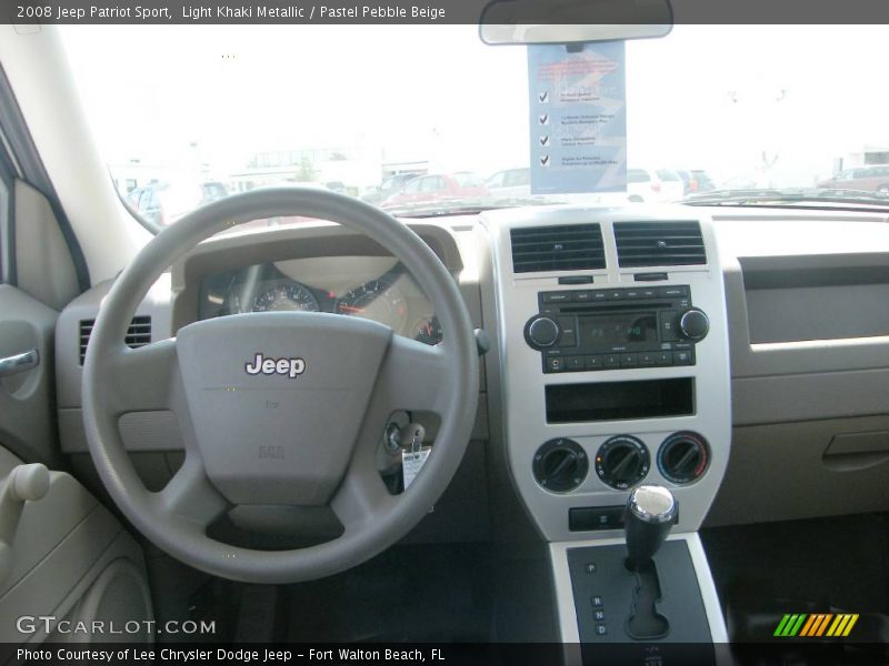 Light Khaki Metallic / Pastel Pebble Beige 2008 Jeep Patriot Sport