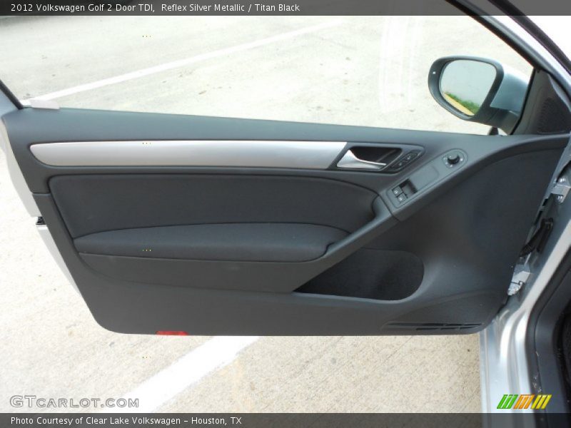 Reflex Silver Metallic / Titan Black 2012 Volkswagen Golf 2 Door TDI