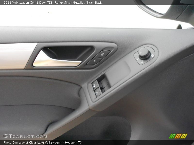 Reflex Silver Metallic / Titan Black 2012 Volkswagen Golf 2 Door TDI