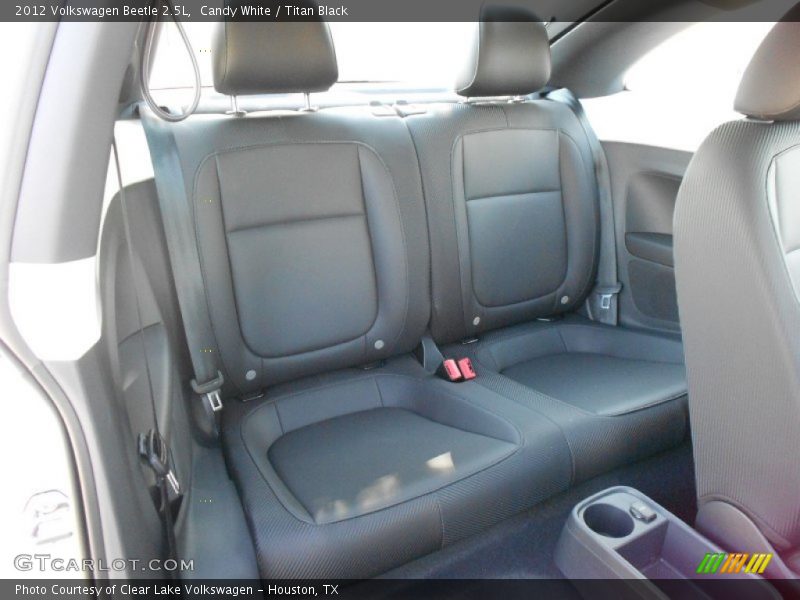 Candy White / Titan Black 2012 Volkswagen Beetle 2.5L