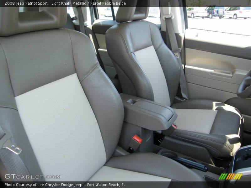 Light Khaki Metallic / Pastel Pebble Beige 2008 Jeep Patriot Sport