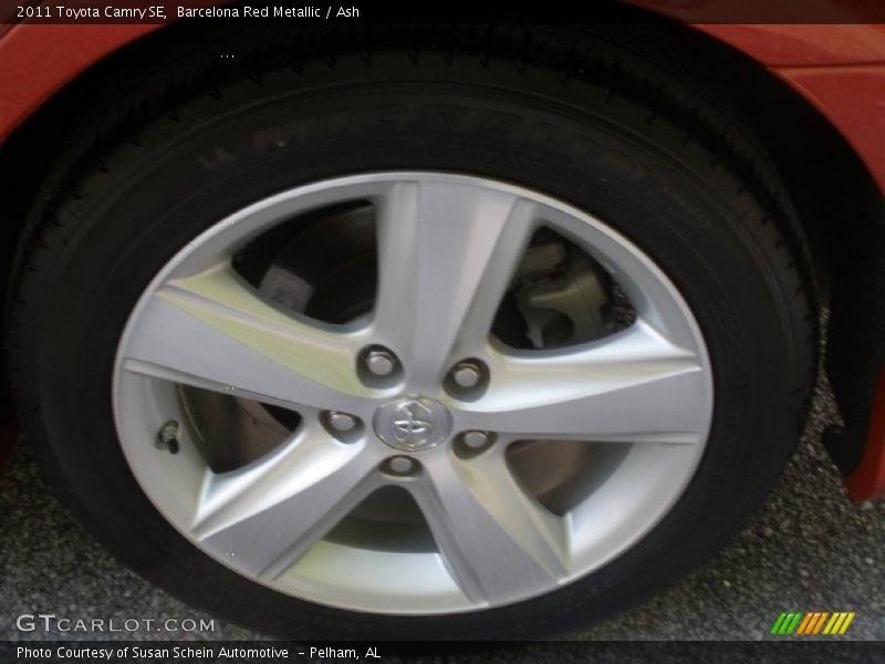 Barcelona Red Metallic / Ash 2011 Toyota Camry SE