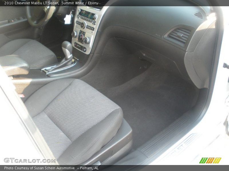Summit White / Ebony 2010 Chevrolet Malibu LT Sedan