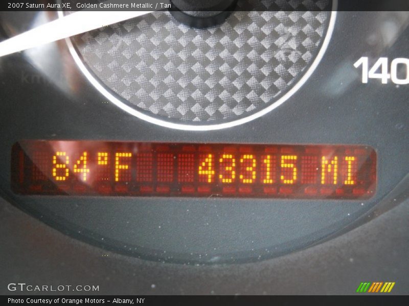 Golden Cashmere Metallic / Tan 2007 Saturn Aura XE