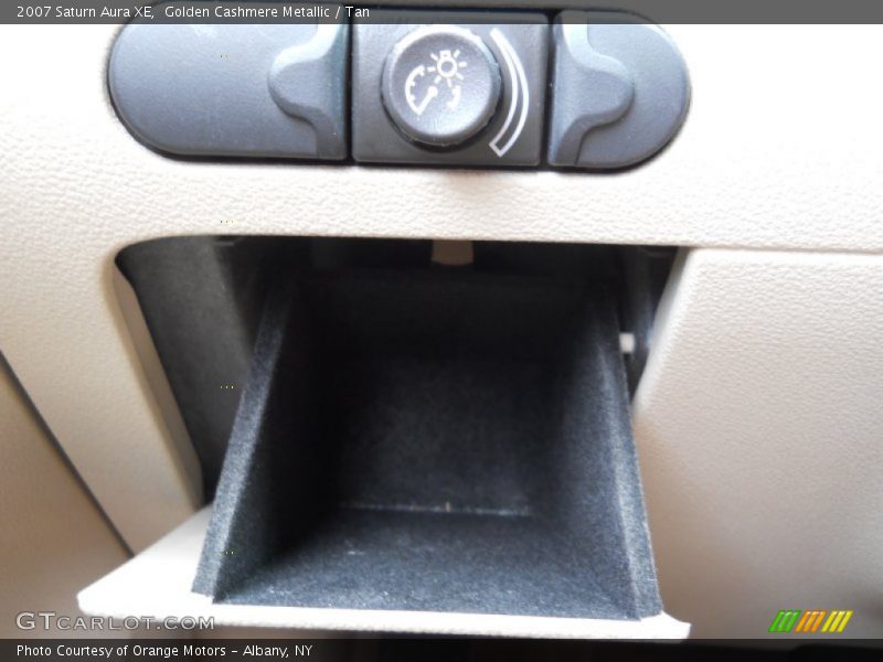 Golden Cashmere Metallic / Tan 2007 Saturn Aura XE